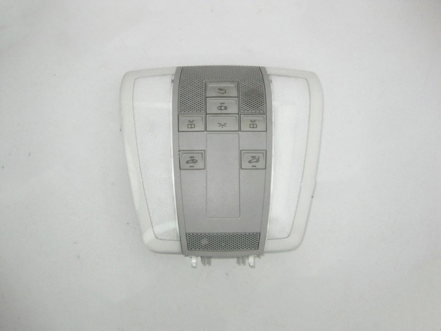 Плафон освещения кабины A20490630027E94 MERCEDES