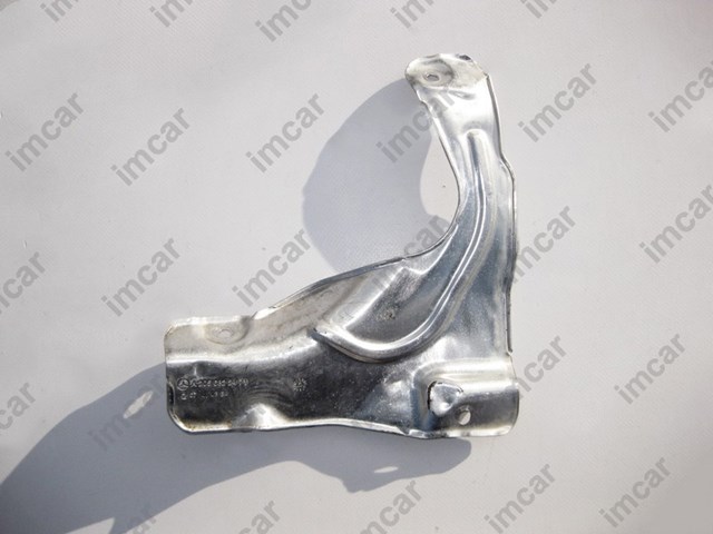 A205682247105 Mercedes защитный кожух глушителя