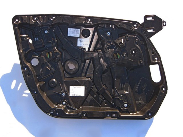 Подъемник механический ветрового стекла A2057204923 MERCEDES