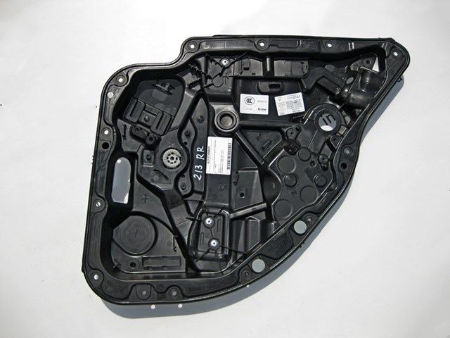 Стеклоподъемник задней правой двери A2137306805 MERCEDES