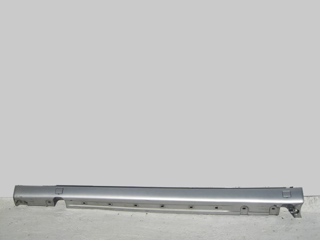 MERCEDES A2206980354 Накладка (молдинг) порога наружная левая в наличии Черновцы