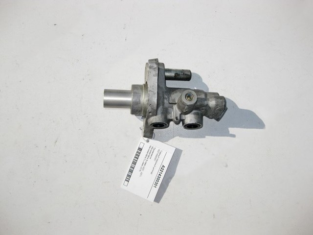 Цилиндр тормозной, главный A2214300301 MERCEDES