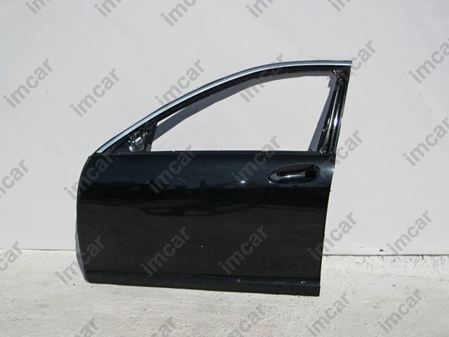 Передняя левая дверь A2217200105 MERCEDES