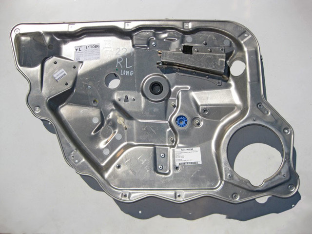 Стеклоподъемник задней левой двери A2217300146 MERCEDES