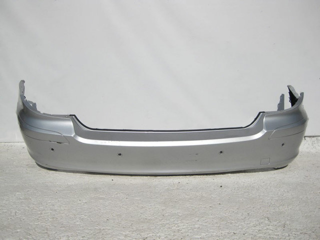 Задний бампер A2518850325 MERCEDES