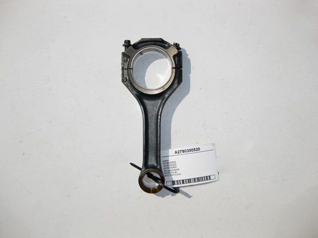 MERCEDES A2780300520 Шатун поршня двигателя в наличии Кривой Рог