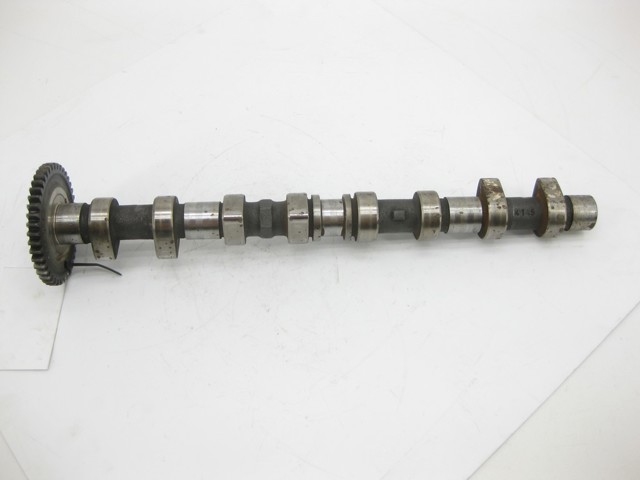 Впускной распредвал двигателя A6040501301 MERCEDES