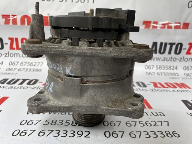 Автомобильный генератор 038903023K VAG