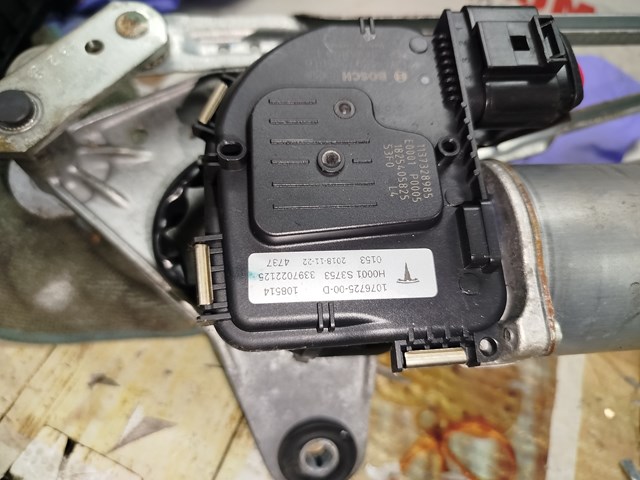TESLA 107672500D Трапеция стеклоочистителя в наличии Житомир
