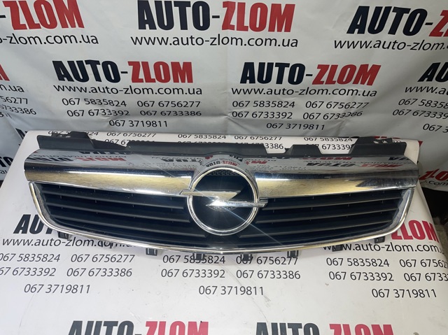 Облицовка радиатора 13136136 OPEL