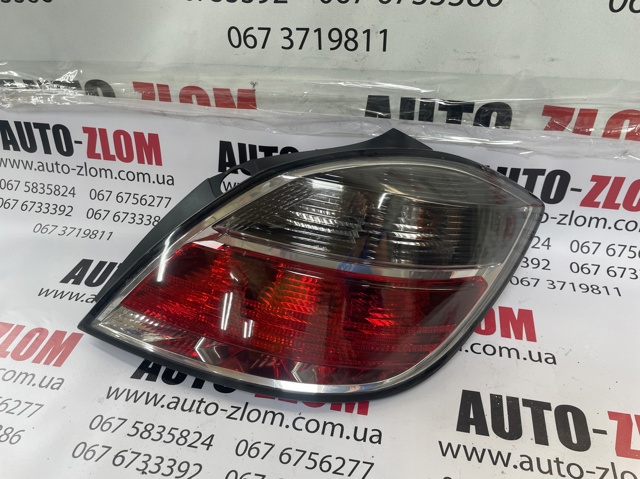 Правый стоп 13222325 OPEL