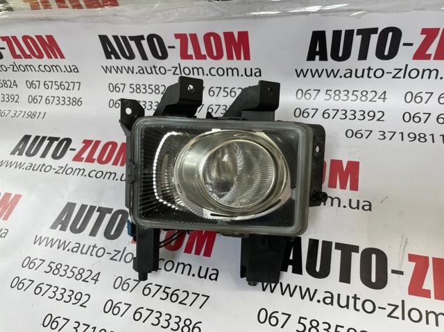 Противотуманка правая 13262000 OPEL
