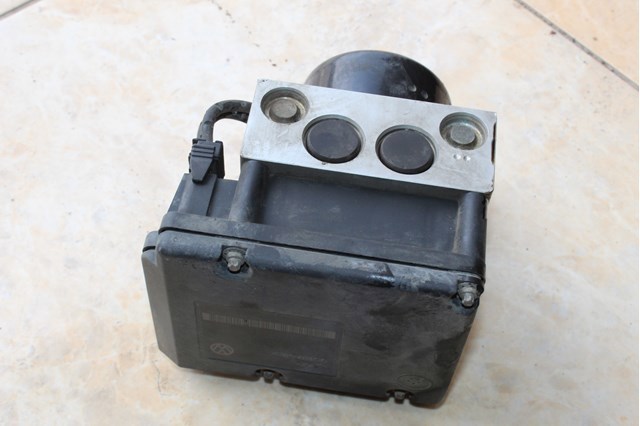 Блок управления АБС  1J0614117B VAG