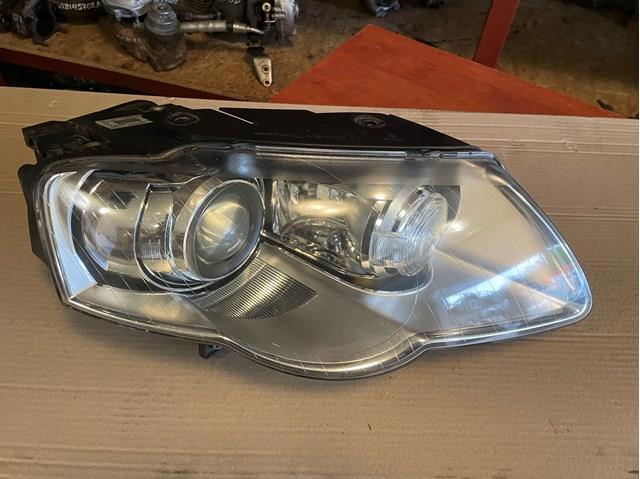 Вставка фары правой 3C0941752K VAG