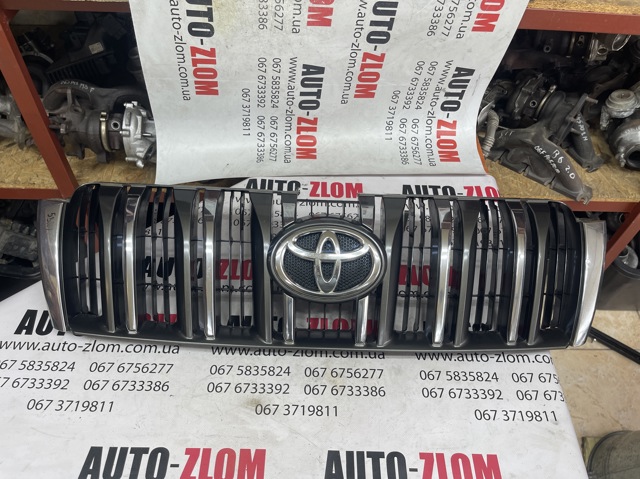 Облицовка радиатора 5310160660 TOYOTA