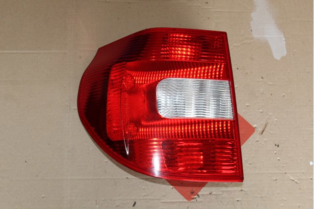 Фонари задние 5L0945095 VAG