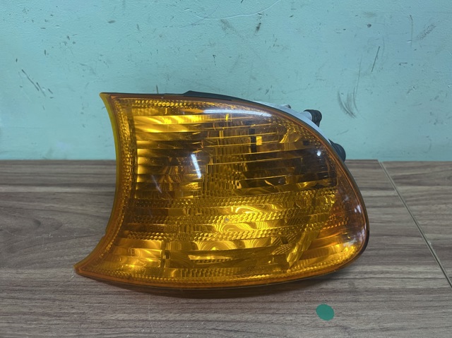 Передний фонарь указателя поворота 6904299 BMW