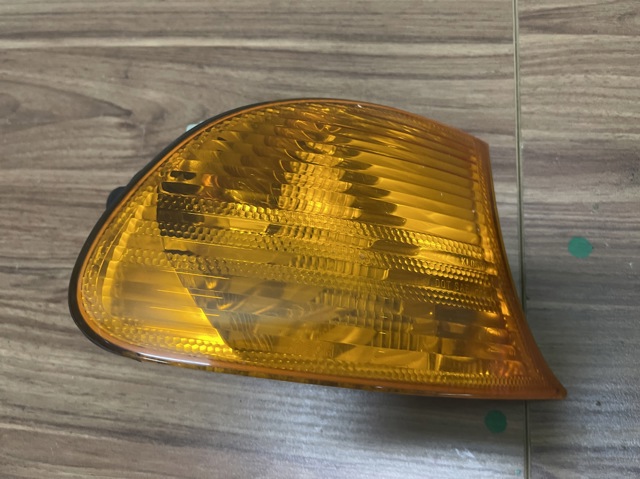 Указатель поворота правый 6904300 BMW