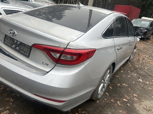 Боковая часть задняя правая 71504C2C00 HYUNDAI