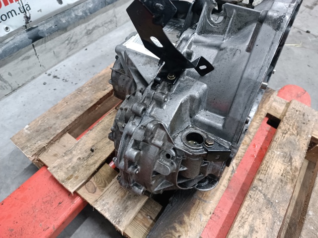 RENAULT 8200017300 в наличии Запорожье