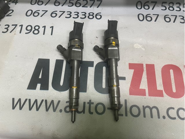 Топливные форсунки 8200100696 RENAULT