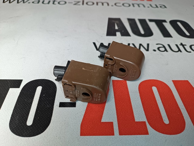 8974752010 Toyota Датчик открывания капота