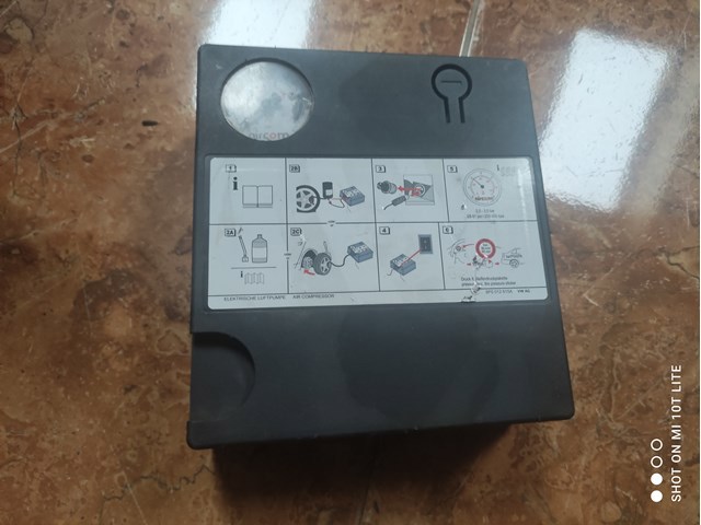 Приспособление для накачивания шин 8P0012615A VAG