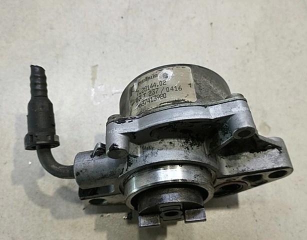 Механический вакуумный насос 9637413980 PEUGEOT