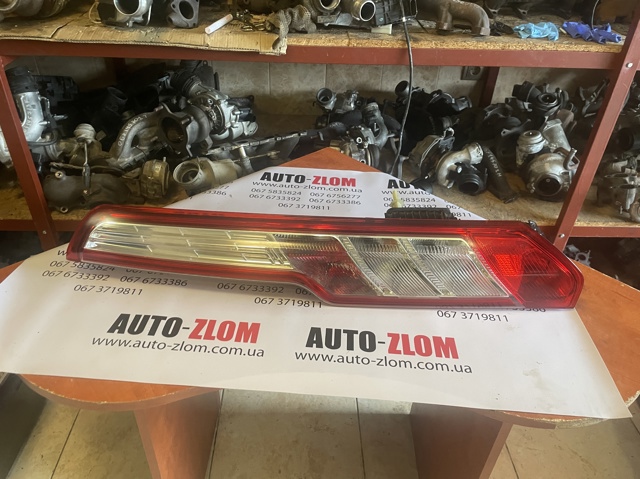 Фонари задние BK2113404AG FORD