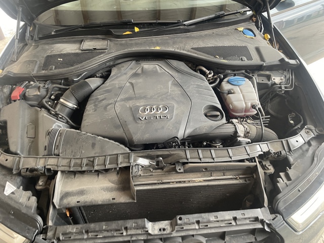 CDUD VAG Двигатель в сборе купить в Николаев