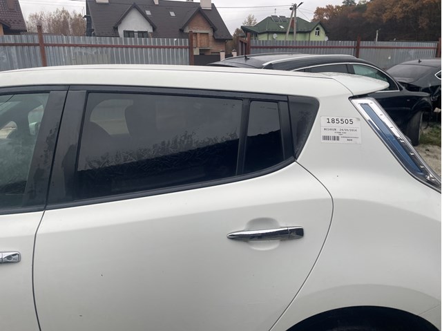 Задняя левая дверь H21013NLMA NISSAN