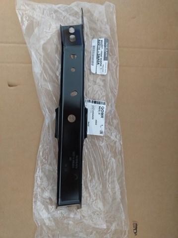 Рамка радиатора правая 622145NA0A NISSAN