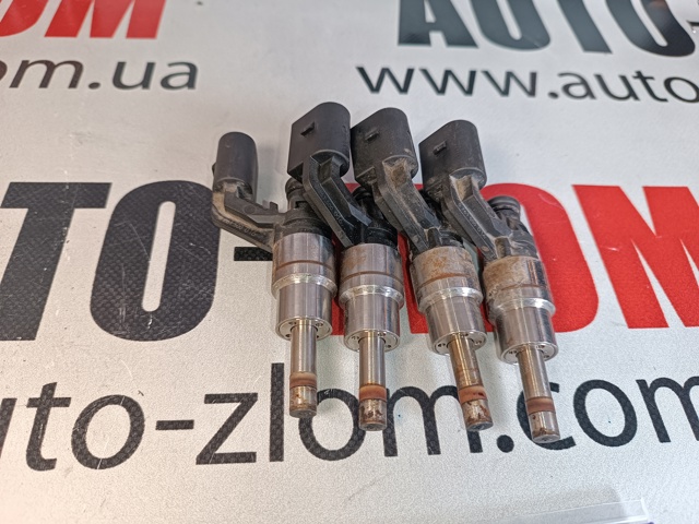 Топливные форсунки 03C906036A VAG