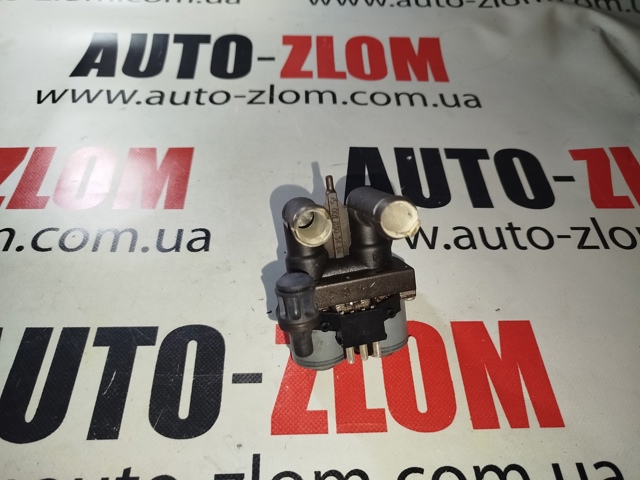 Кран системы отопления 1147412078 MERCEDES
