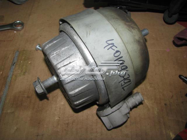 Левая подушка двигателя 4F0199379L VAG