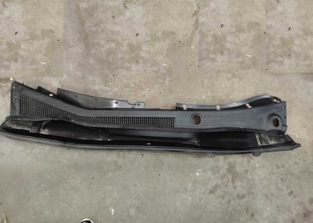Водосток лобового стекла, жабо 5570878010 TOYOTA