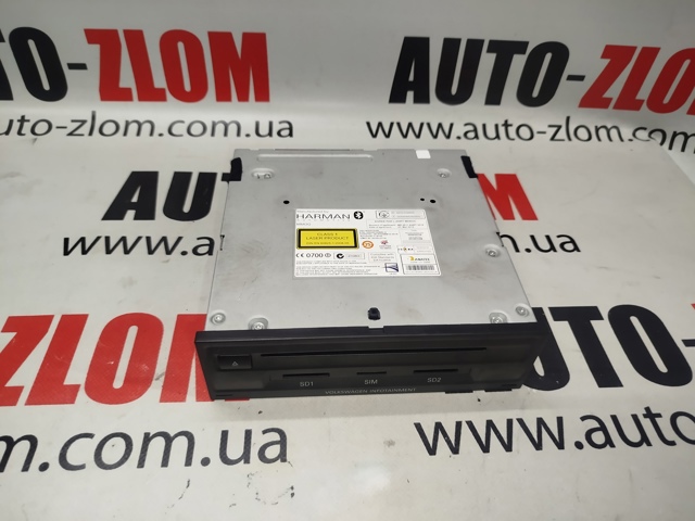 Магнитола (радио AM/FM) 7P6035670D VAG
