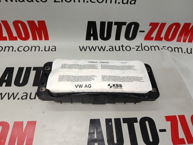 Подушка безопасности, пассажирская 8V0880204D VAG