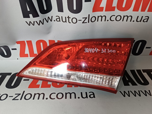 Фонарь задний внутренний правый 924043Z300 HYUNDAI