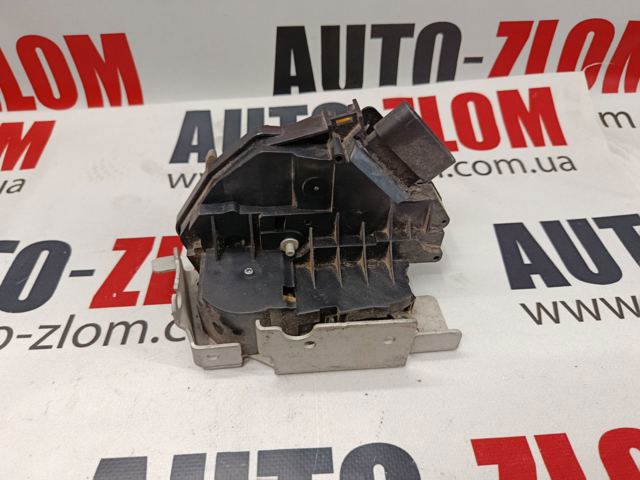 Замок двери задней левой распашной BK21V43288CK FORD