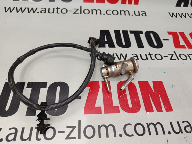 Форсунка впрыска AD BLUE GK215J281AE FORD