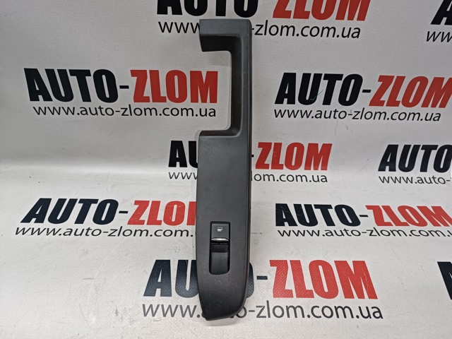 Накладка кнопки стеклоподъемника переднего левого LJ6BS240A40A FORD