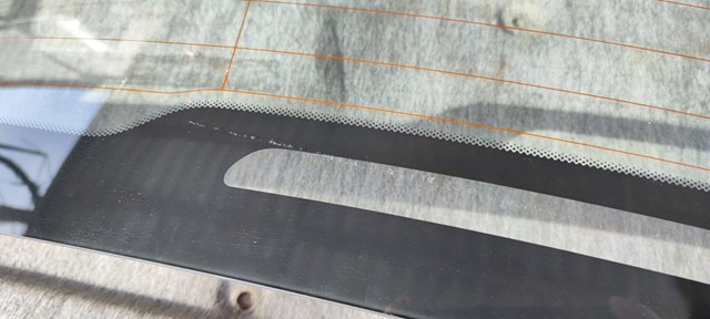 Стекло крышки багажника 51317374326 BMW