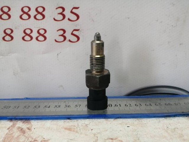 Датчик фонарей заднего хода 46410523 FIAT