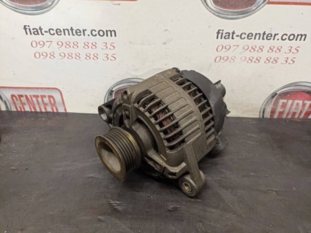 Автомобильный генератор 63321328 MAGNETI MARELLI