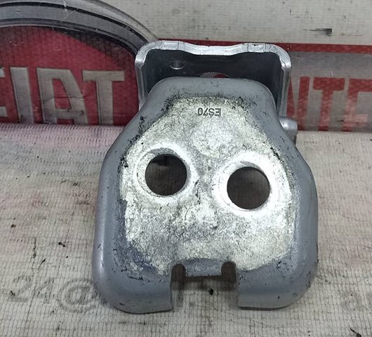 9035AW Петля двери задней правой купить Кривой Рог