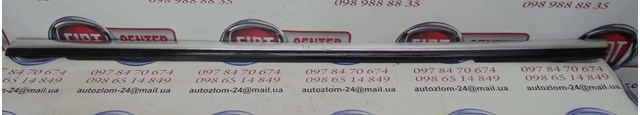 9309S4 Молдинг опускного стекла двери передней левой купить Житомир