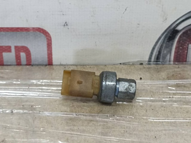 Датчик-клапан кондиционера Ситроен Элизе