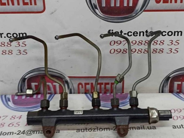 Распределитель топлива (рампа) 9685297580 PEUGEOT