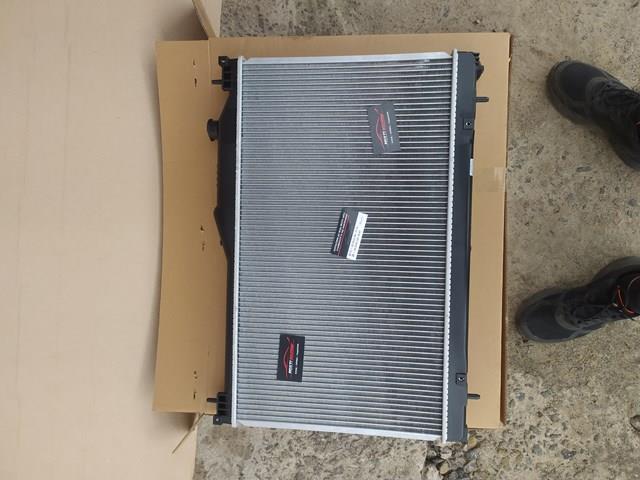 Радиатор системы охлаждения двигателя 72X2081 POLCAR